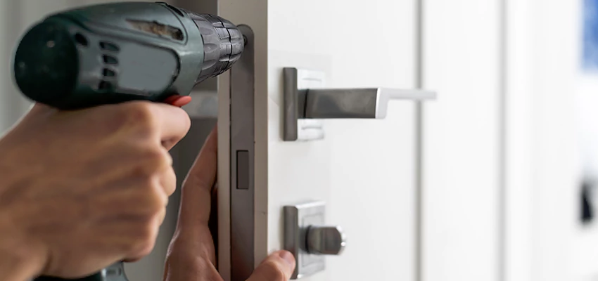 Locksmith For Lock Replacement Near Me in French Valley, CA