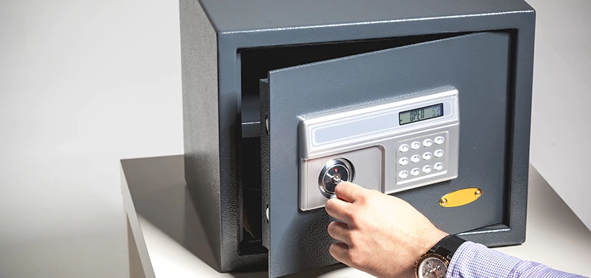 Jewelry Safe Unlocking Service in French Valley, California